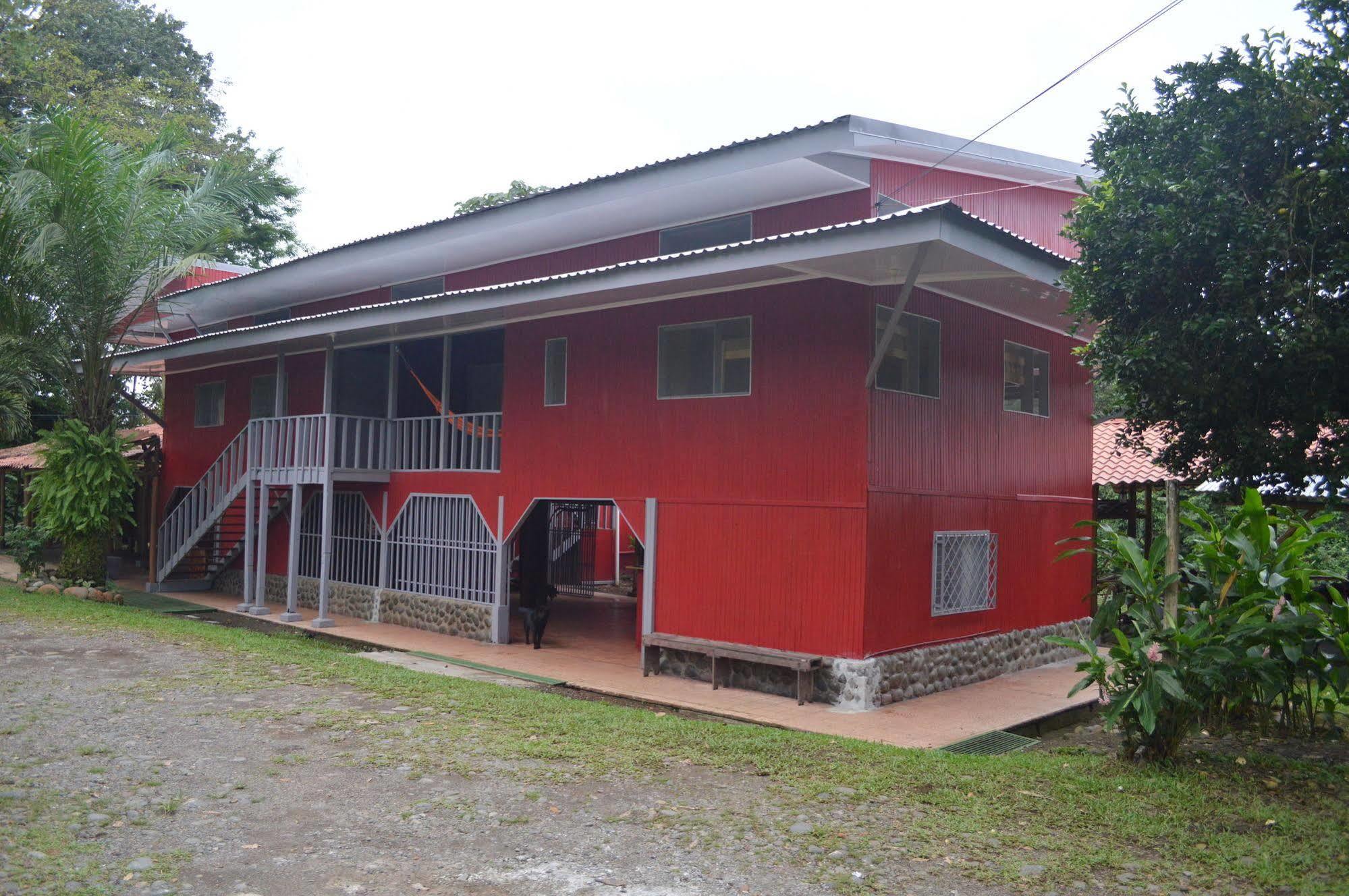 Islas Del Rio Hostel Tirimbina Exterior foto